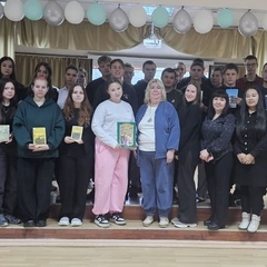 «И дерева узор неповторимый…»