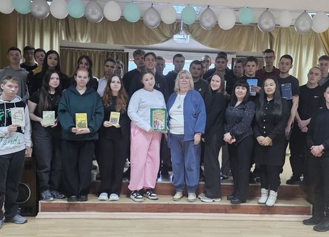 «И дерева узор неповторимый…»